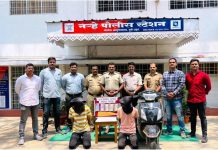 हायवेवर कोयत्याच्या धाकाने लूट करणाऱ्या दोन सराईत गुन्हेगारांना २४ तासांत अटक – पुणे पोलिसांची कारवाई.