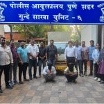 टेम्पो चोरी प्रकरण उघड: युनिट ६ गुन्हे शाखेची धडाकेबाज कारवाई, सराईत दोन आरोपी जेरबंद.